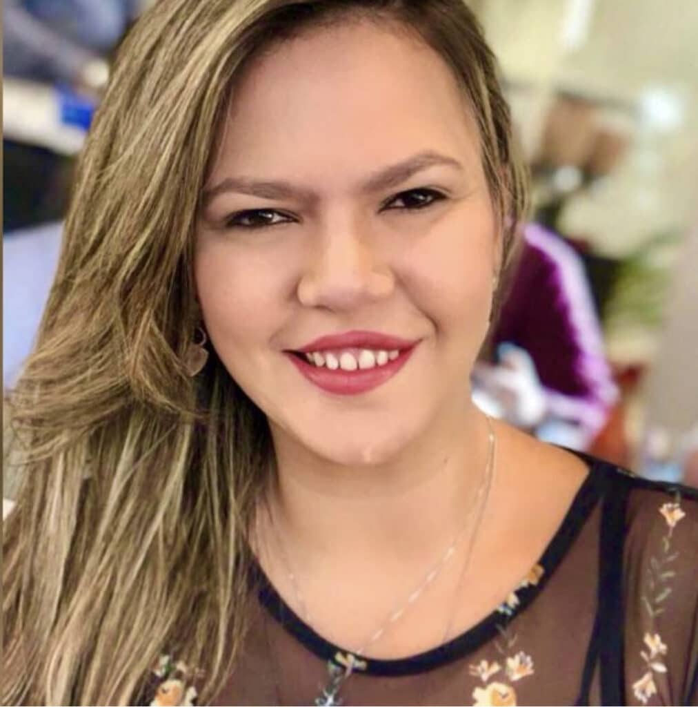 Fabiana Alves Ferreira dos Reis
